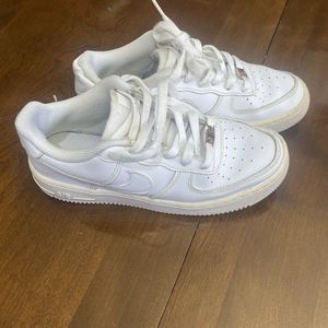 Nike Air Force 1 'Triple White' Women's  DD8959-100 Size 8.5  Pre Owned
